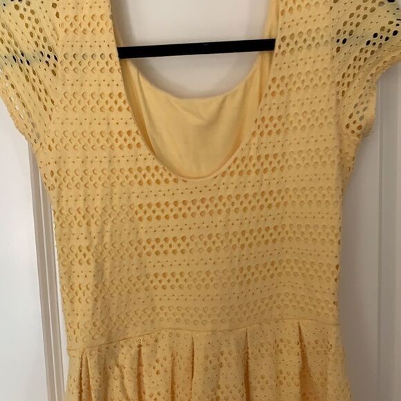 Eight Sixty dress  - Picture 4 of 5